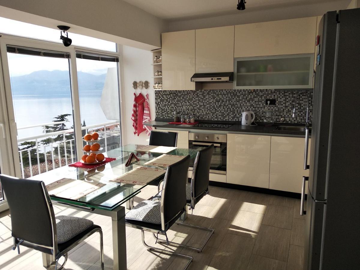 Apartman Angela Rijeka Exterior photo
